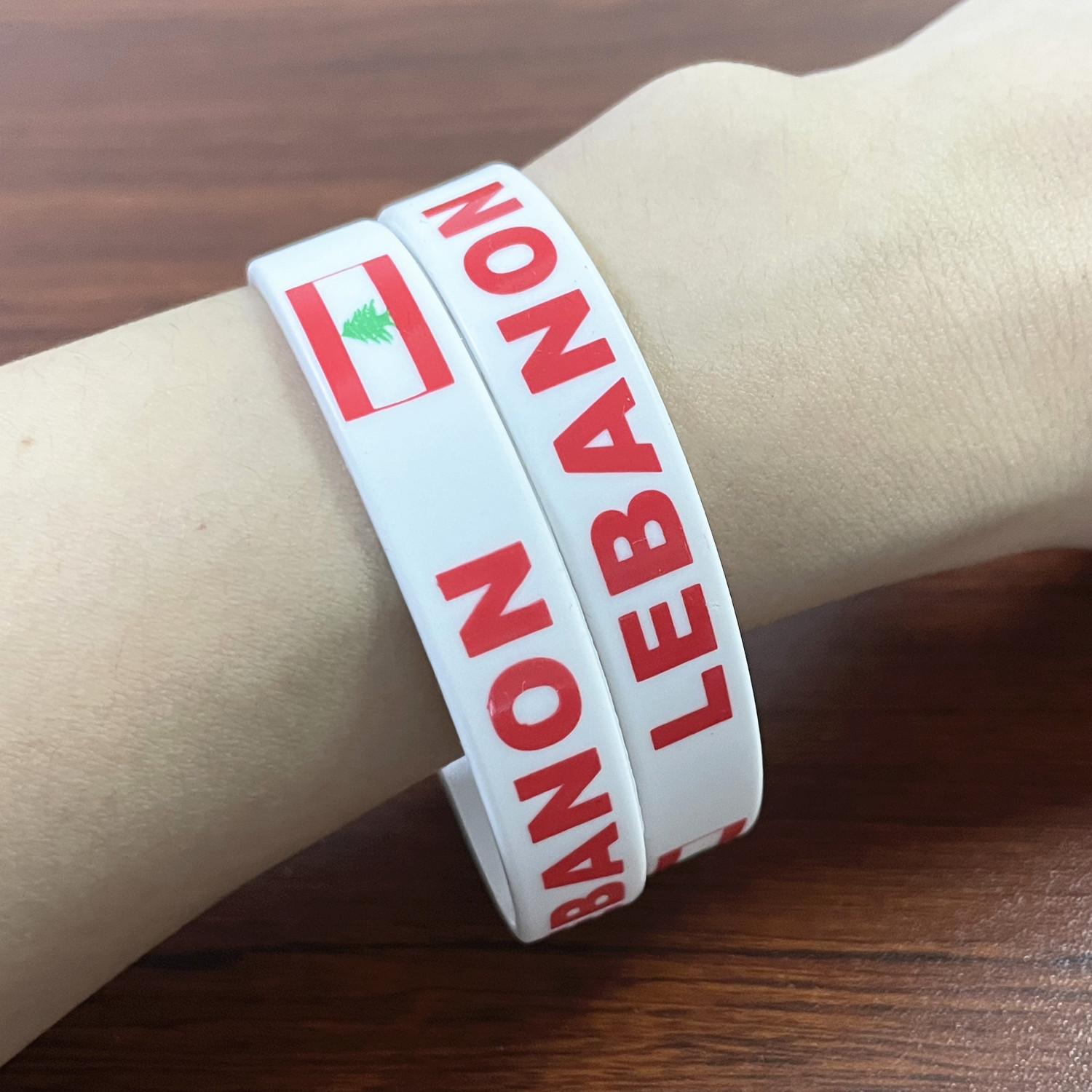 2 pezzi Braccialetti in silico - Men Accessories Lebanon recensione e prezzo