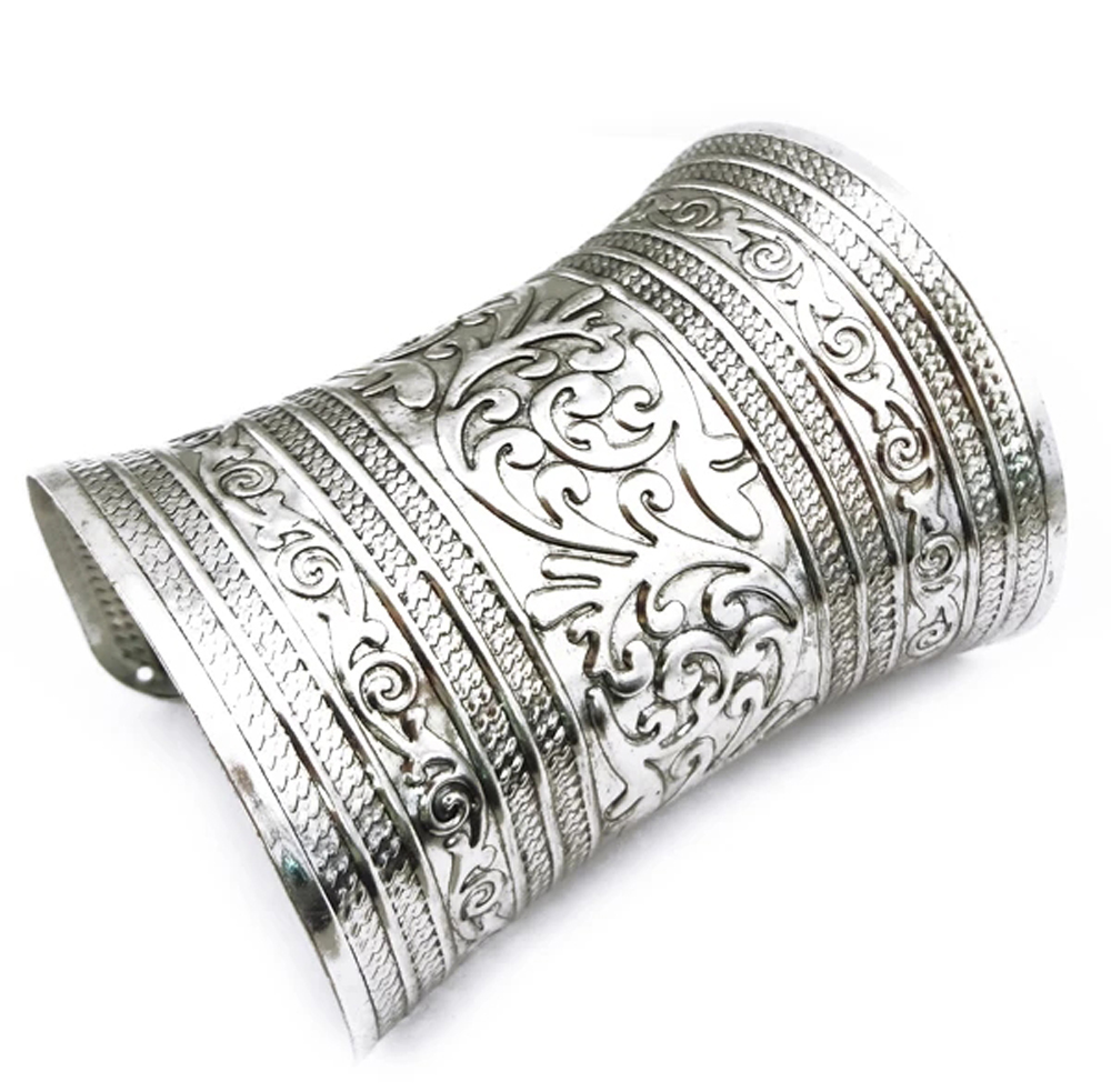 Bracciale largo in lega vintag - Men Accessories India recensione e prezzo