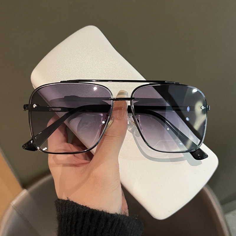 Occhiali da Sole Quadrati da U - Men'S Accessories Glasses recensione e prezzo