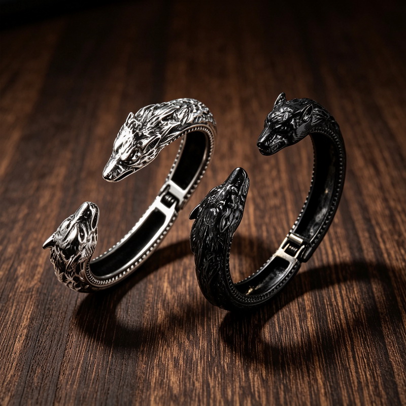 Bracciale con Doppia Testa di  - Men Accessories Bd recensione e prezzo